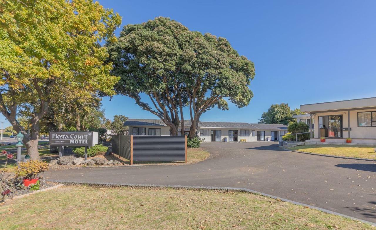 Fiesta Court Motel Whanganui Bagian luar foto